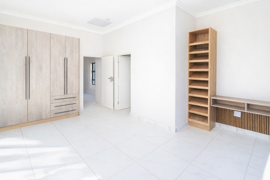 4 Bedroom Property for Sale in Landsmeer Residential Estate North West